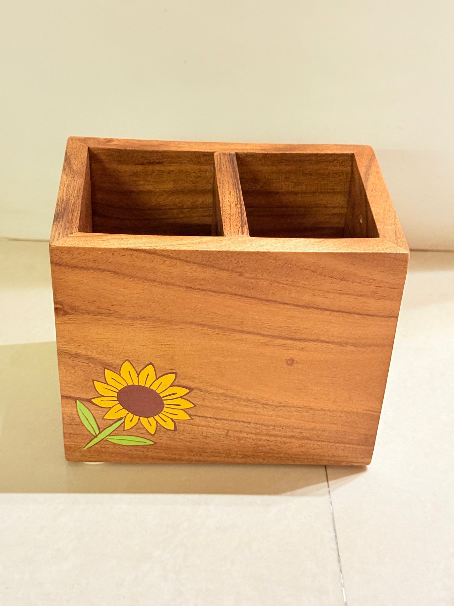 Sunshine Bloom Cutlery/Pen Stand