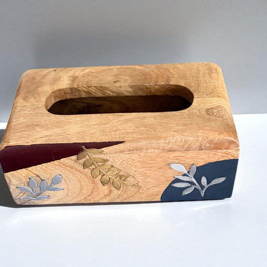 Aaranya Wooden Tissue Holder – Natural Wood with Minimal Foliage Accents