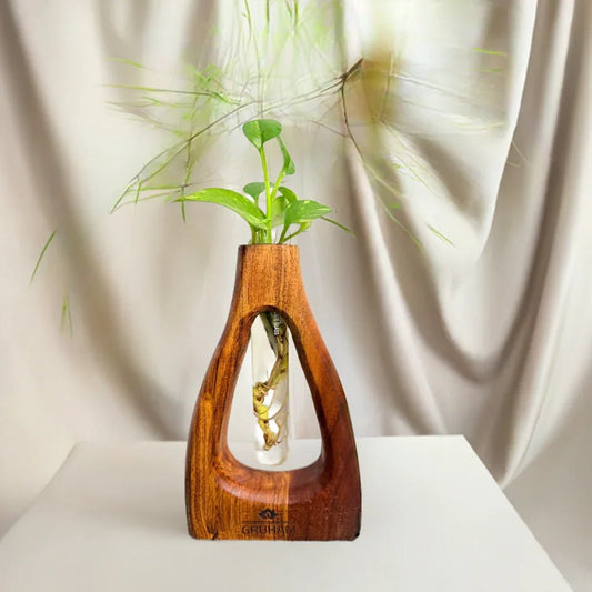 D - Cut Wooden Planter - gruham