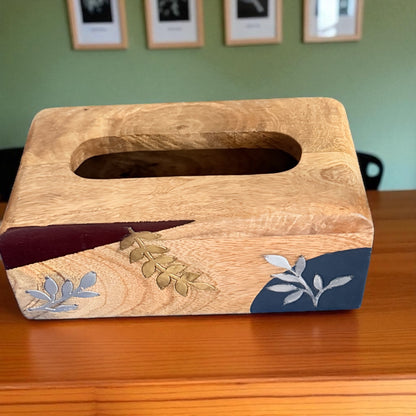Aaranya Wooden Tissue Holder – Natural Wood with Minimal Foliage Accents