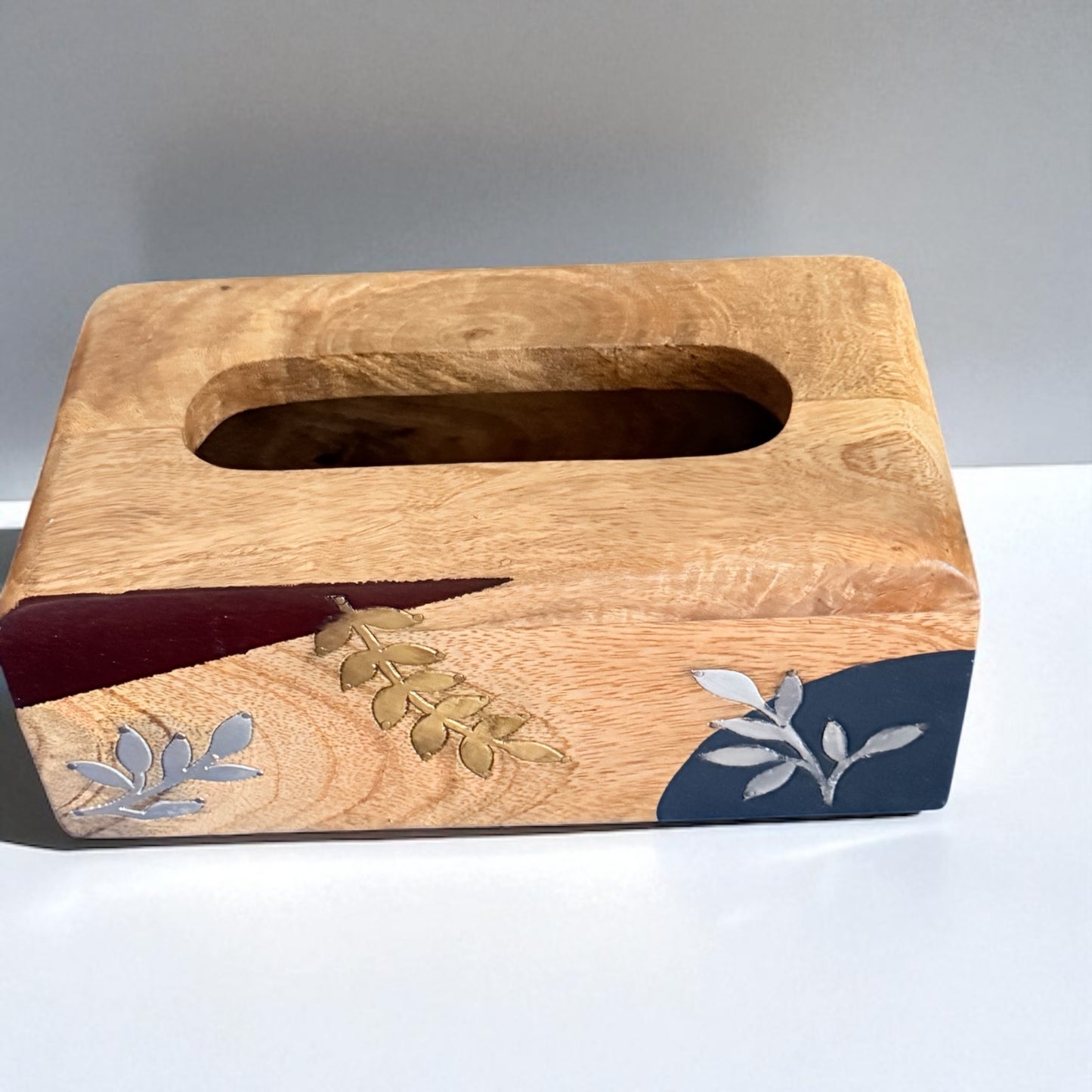 Aaranya Wooden Tissue Holder – Natural Wood with Minimal Foliage Accents